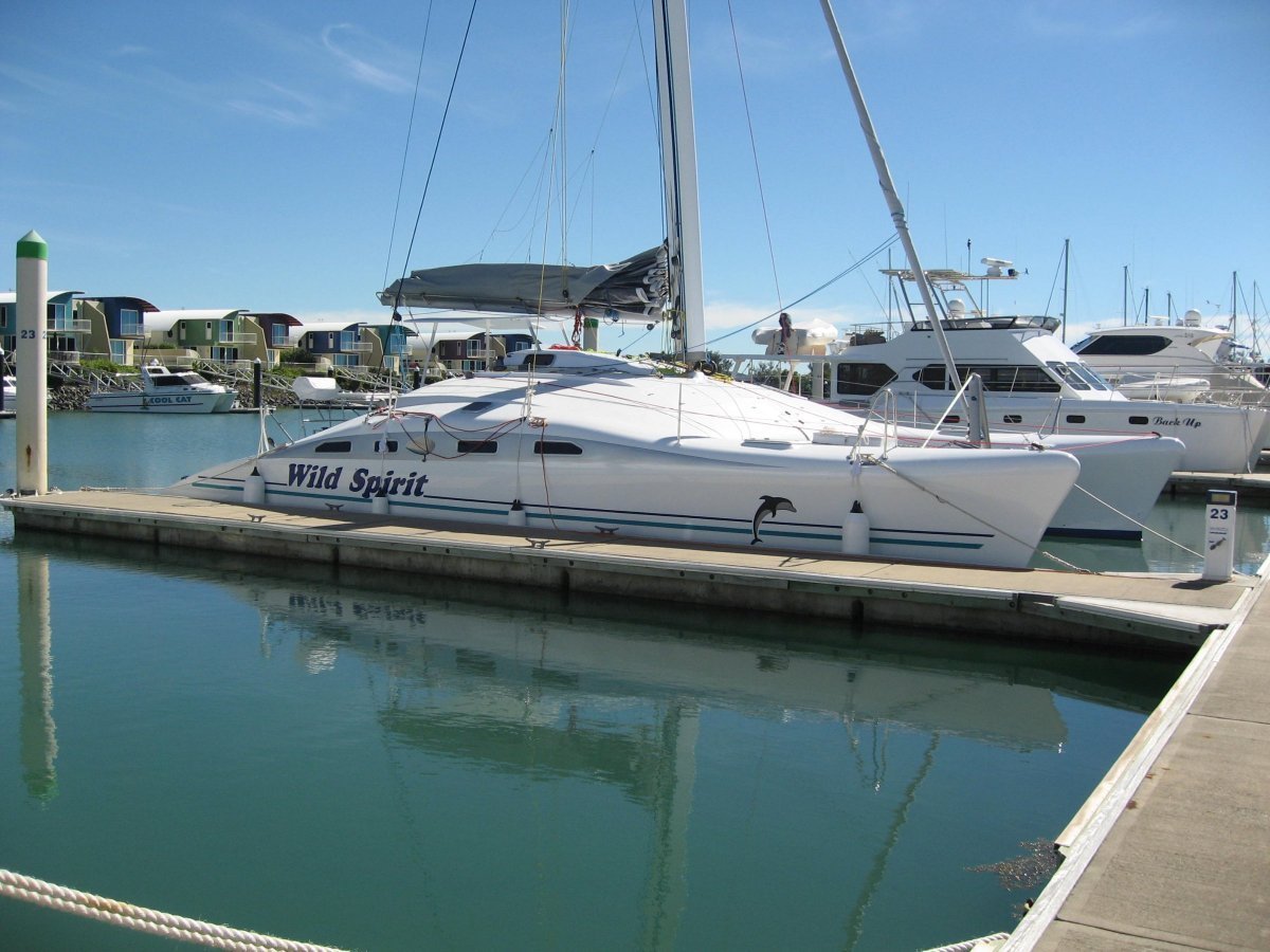 Crowther Shockwave 43 Wild Spirit - HUGE PRICE REDUCTION