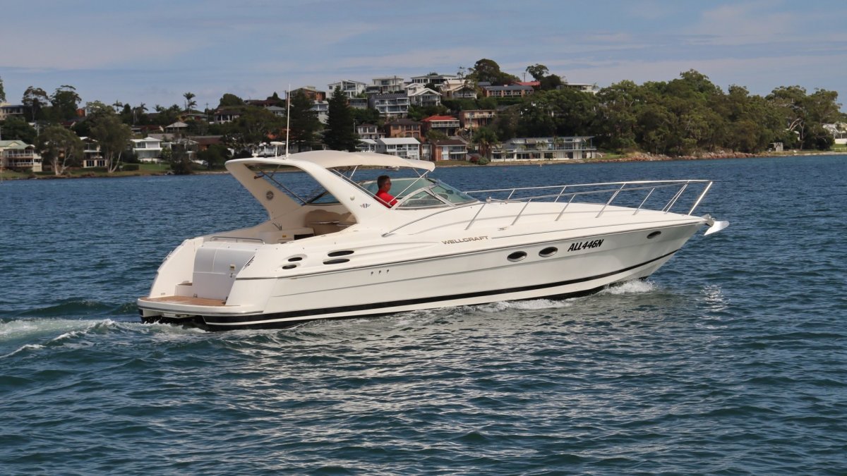 Wellcraft 38 Excalibur