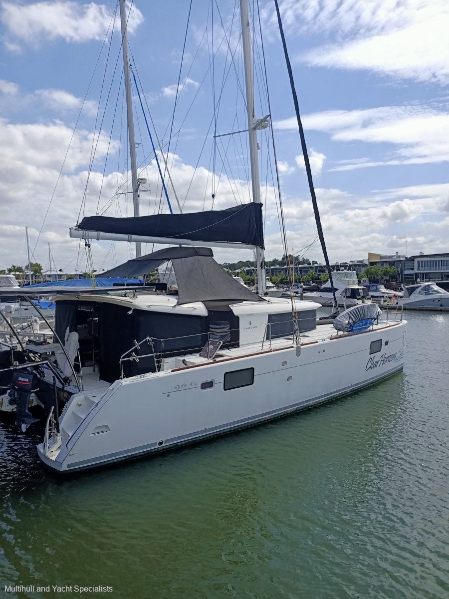 Lagoon 450 Flybridge Owners Version