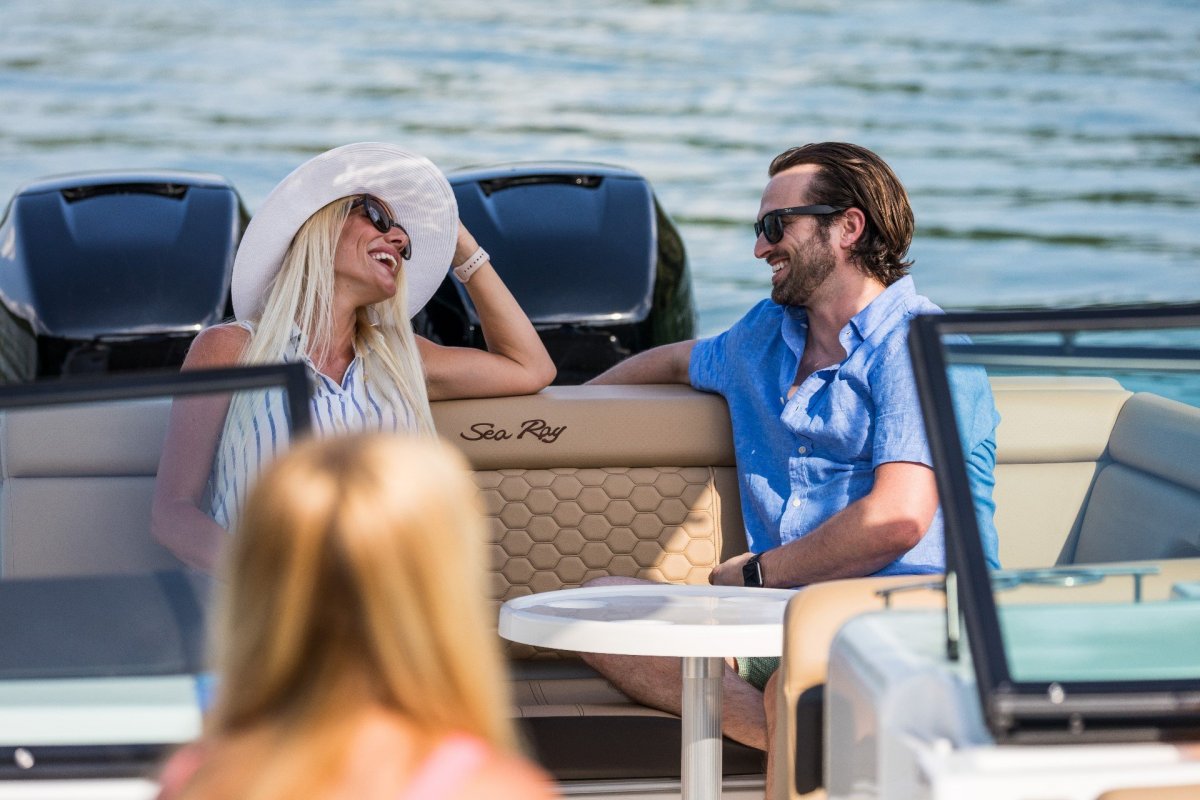 New Sea Ray 290 SDX OB