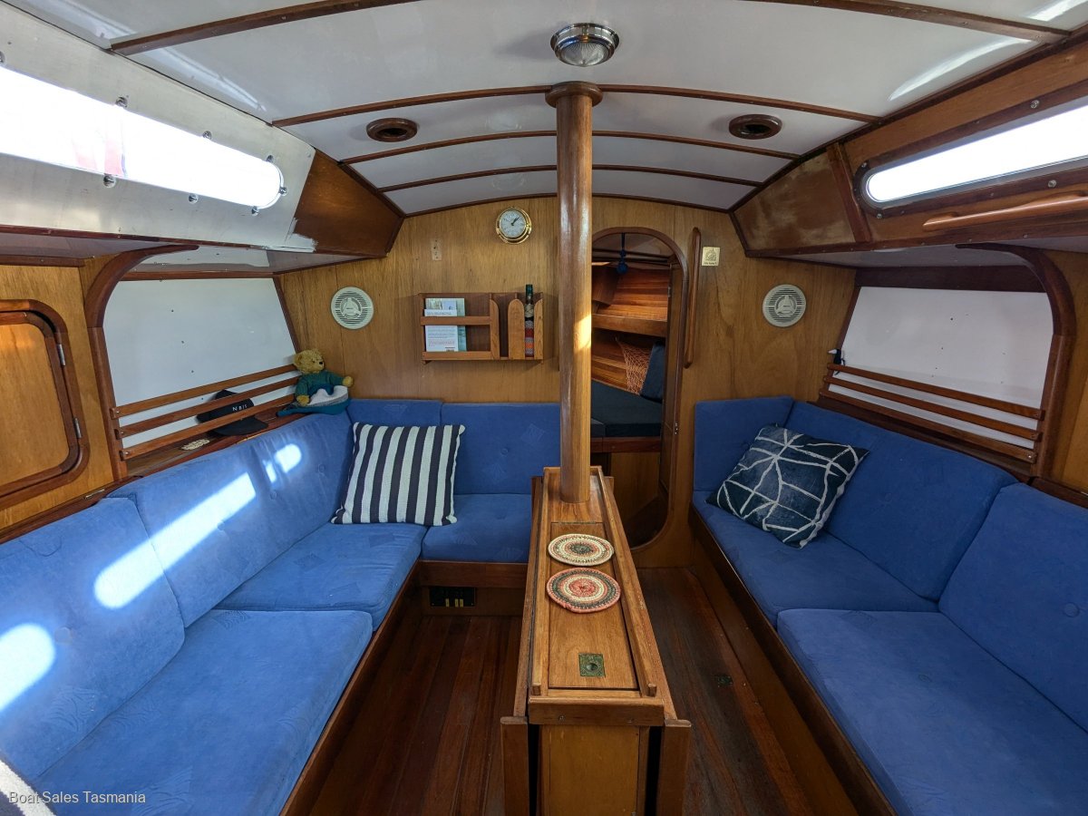 Van De Stadt 34 "Ruby Tuesday"