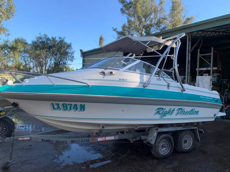 Haines Signature 575 F Pursuit 1999 Boat of the Year