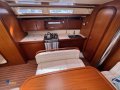 Dufour Grand Large 425