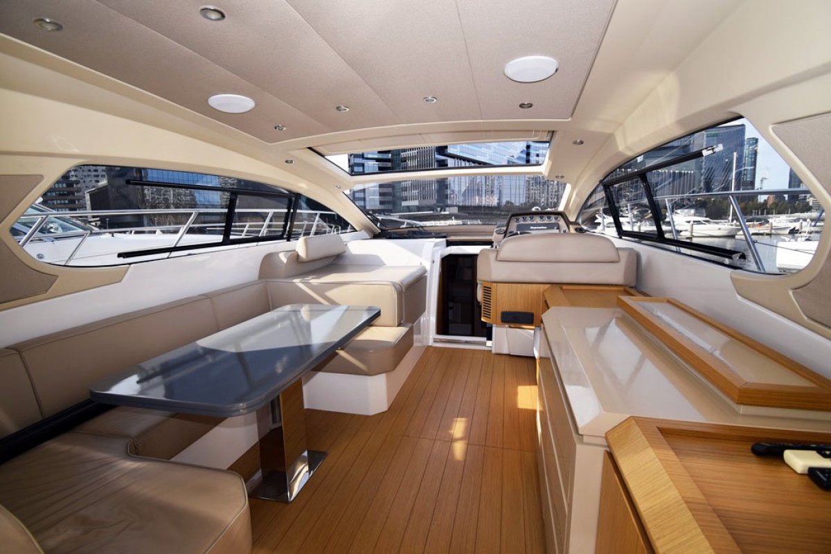 Azimut Atlantis 50 - WITH TENDER GARAGE