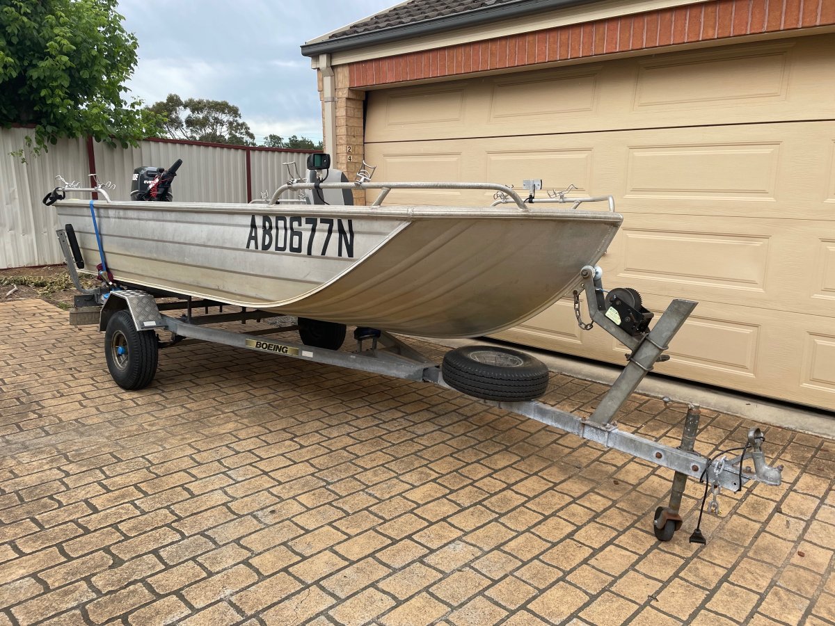 Brooker 4.3m Aluminium Tinny