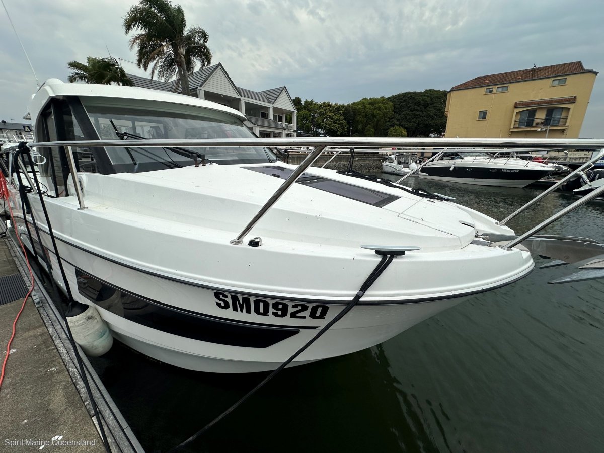 Beneteau Antares 9.0 OB