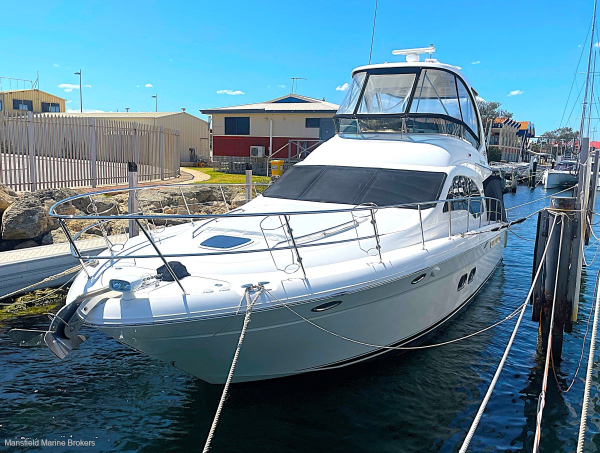 Sea Ray 52 Sedan Bridge