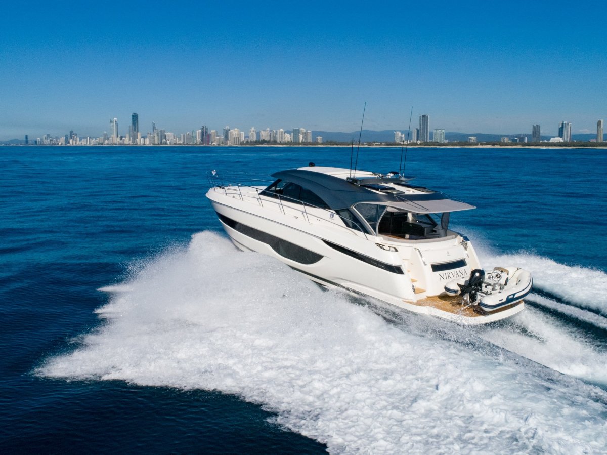 Riviera 4600 Sport Yacht Platinum Edition - PRICE UPDATE