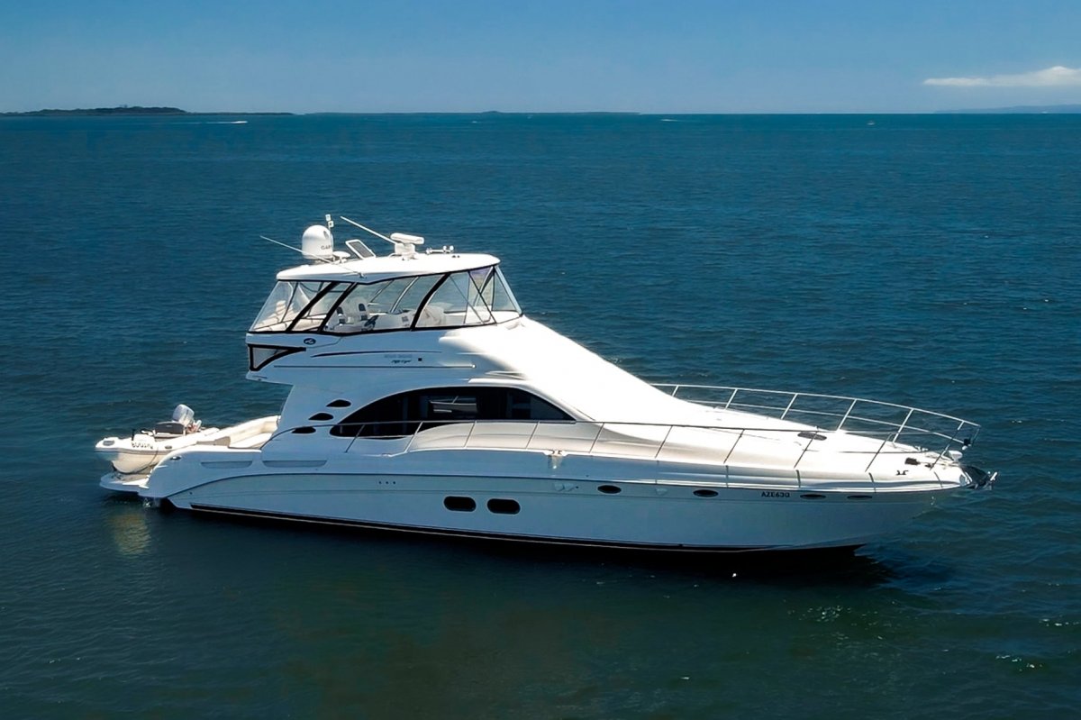 Sea Ray 580 Sedan Bridge