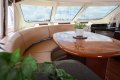 Sea Ray 580 Sedan Bridge