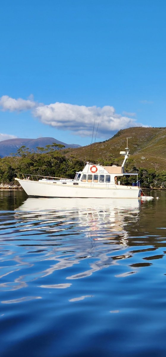 Snook 43 Motorcruiser Lara II