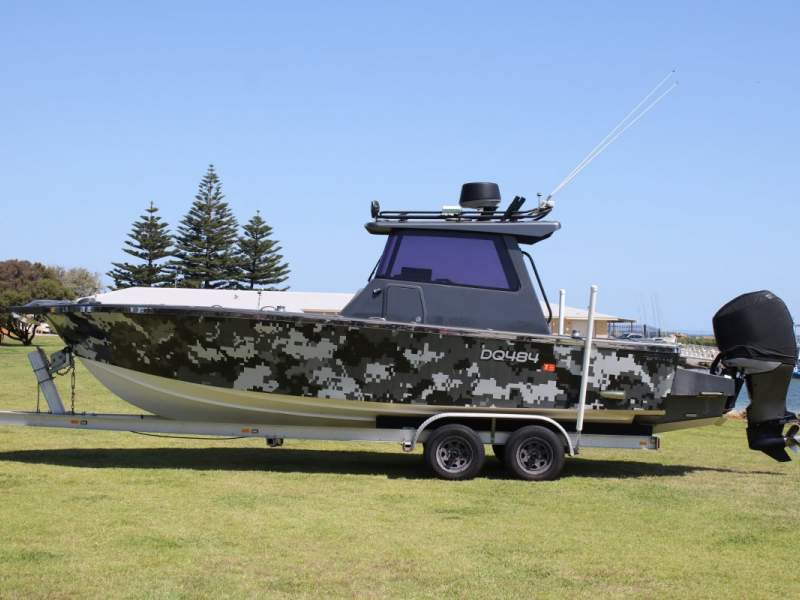 Peter Milner PMY 24 Centre Console SOLD SOLD SOLD