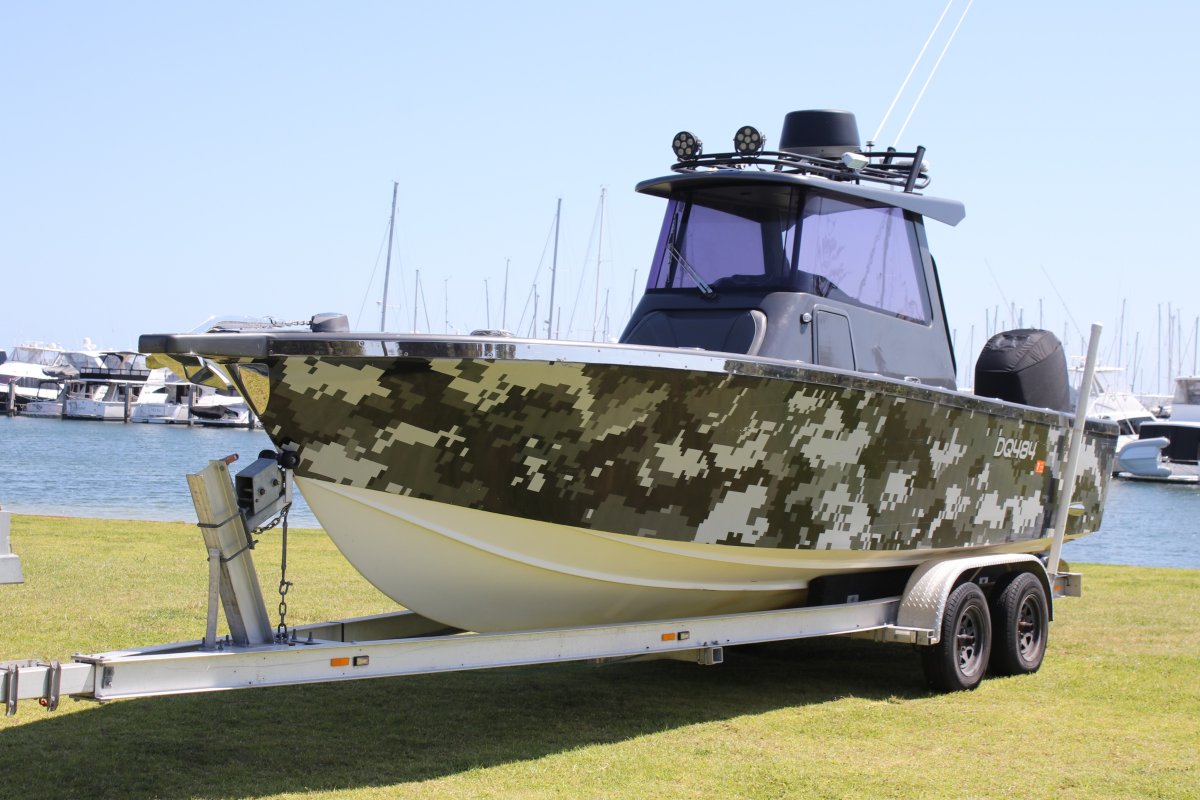 Peter Milner PMY 24 Centre Console SOLD SOLD SOLD