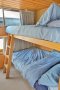 Slice of Heaven Houseboat Holiday Home on L Eildon:Slice of Heaven on Lake Eildon