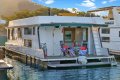Slice of Heaven Houseboat Holiday Home on L Eildon:Slice of Heaven on Lake Eildon