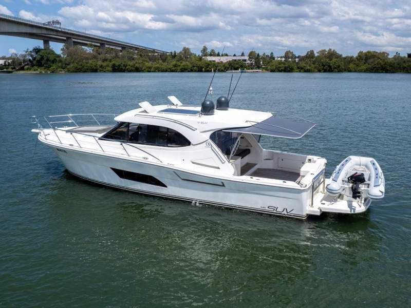 Riviera 445 Suv