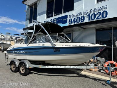 Bayliner 185 Bowrider - 2012 model - 4.3 MPI 220 HP Mercruiser