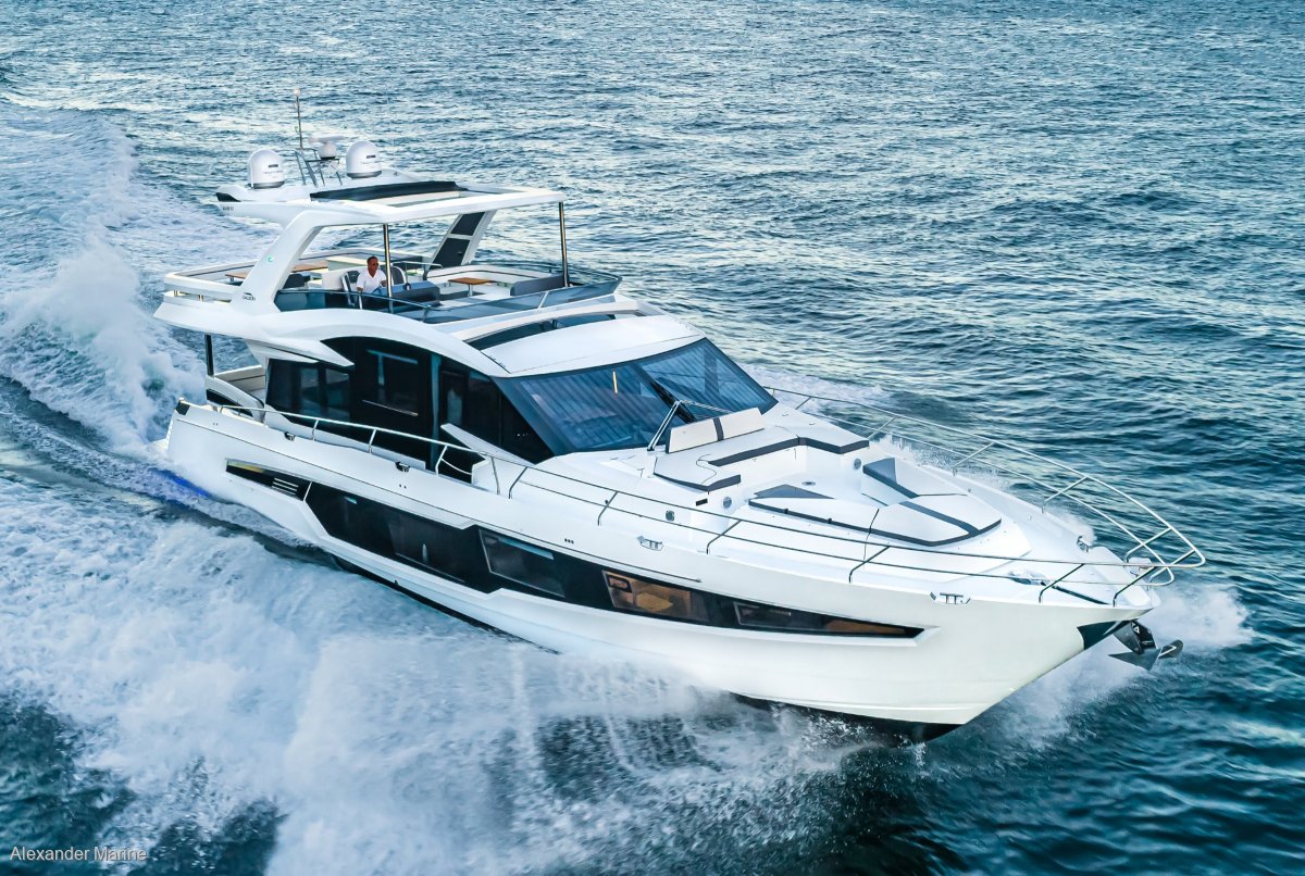 Galeon 680 Fly