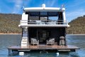 Showtime Houseboat Holiday Home on Lake Eildon:Showtime on Lake Eildon