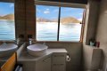 Showtime Houseboat Holiday Home on Lake Eildon:Showtime on Lake Eildon