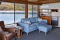 Showtime Houseboat Holiday Home on Lake Eildon:Showtime on Lake Eildon