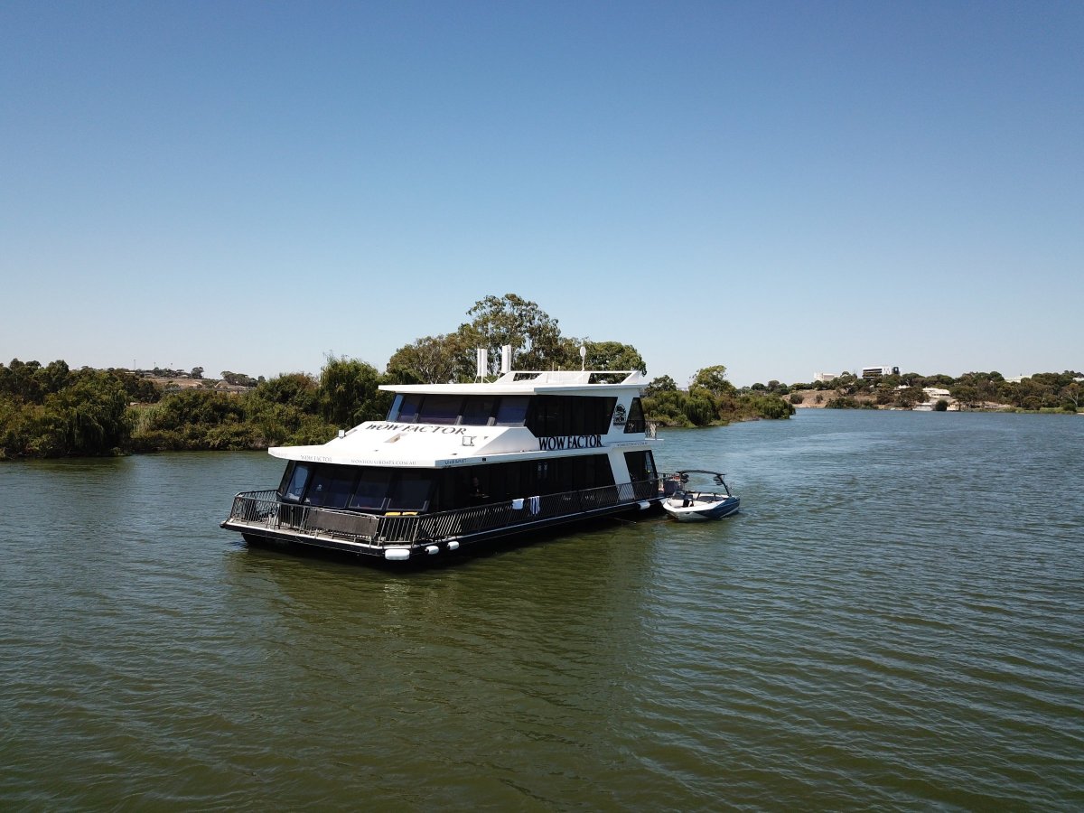 Wow Factor - Ultimate Luxury Commercial Houseboat