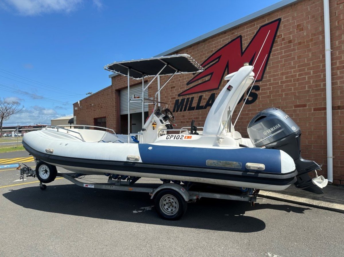 Aquasport 5.8m Centre Console Rib ( with 12 hours on Yammie)