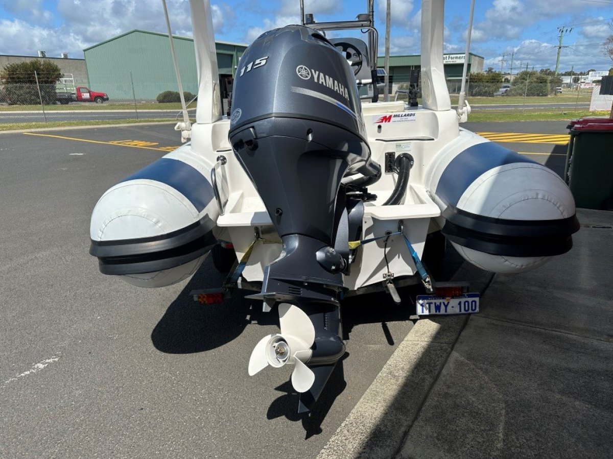 Aquasport 5.8m Centre Console Rib ( with 12 hours on Yammie)