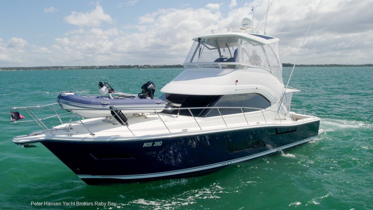 Riviera 43 Open Flybridge