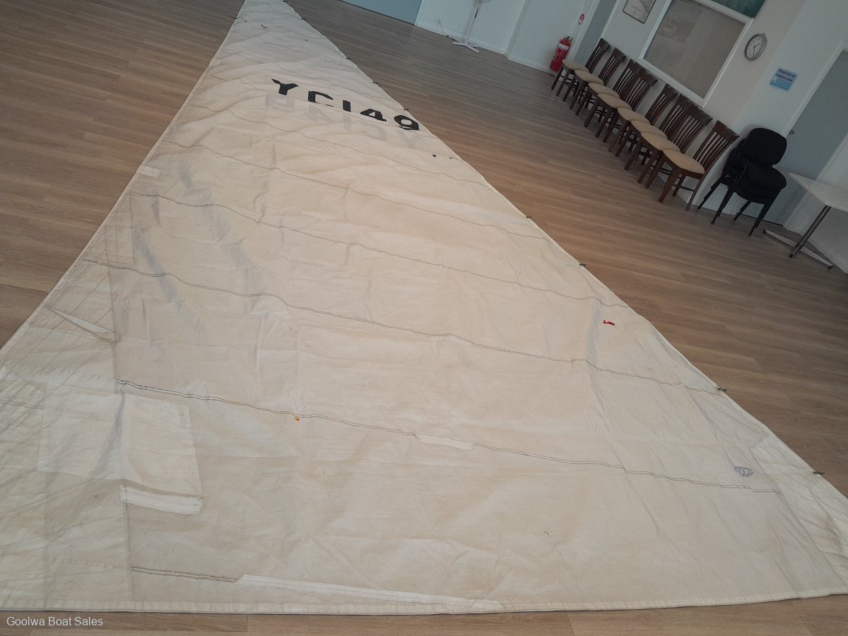 Genoa 10.8 m Dacron