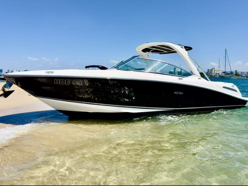 Sea Ray 270 SLX Bowrider sports