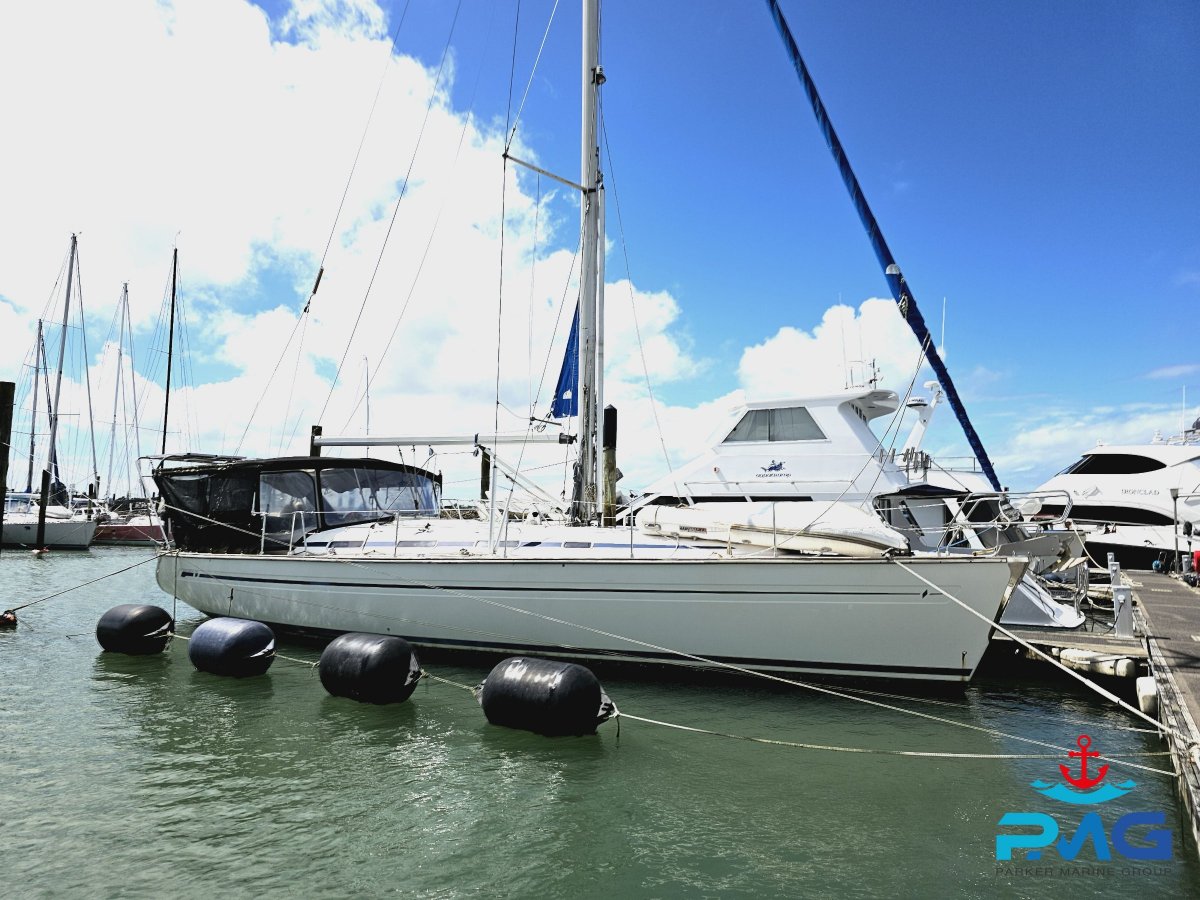 Bavaria 44