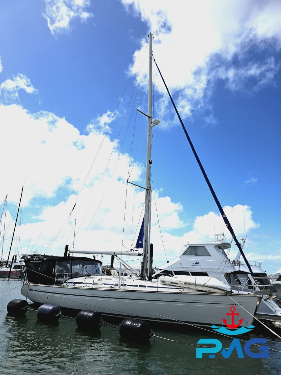 Bavaria 44