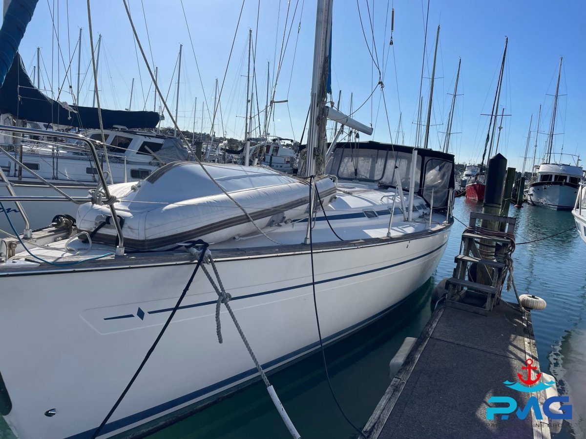 Bavaria 44