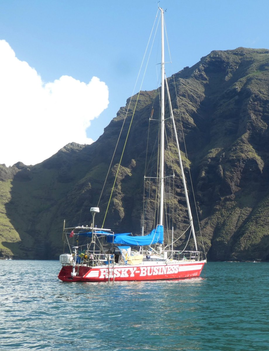 Adams 13 Aluminium with ballasted drop keel, ocean cruiser:Marquesas