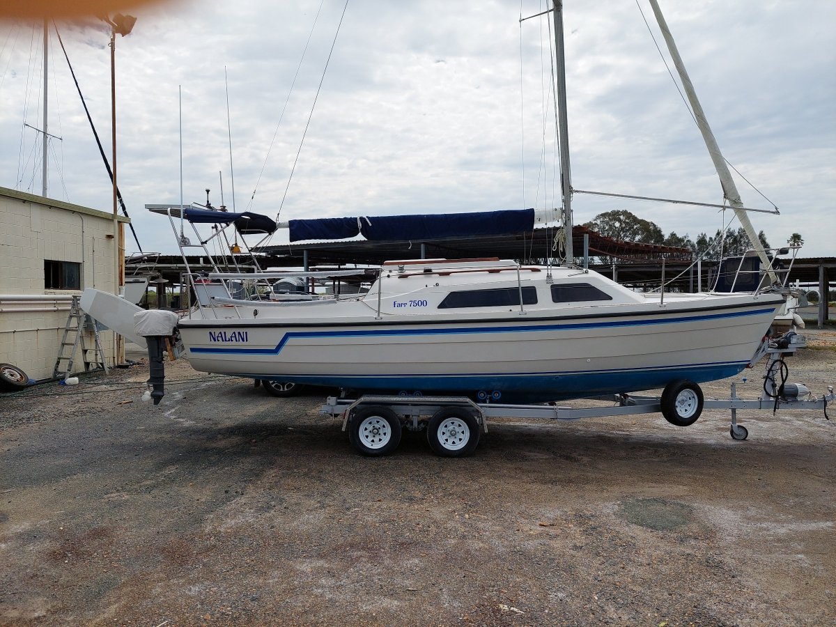 Farr 7500 Set up for live aboard