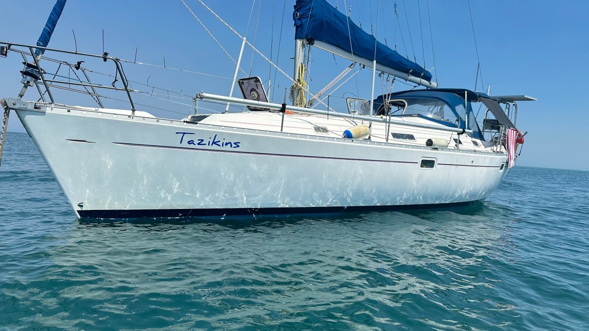 Beneteau Oceanis 381