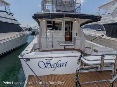 Riviera 42 Flybridge