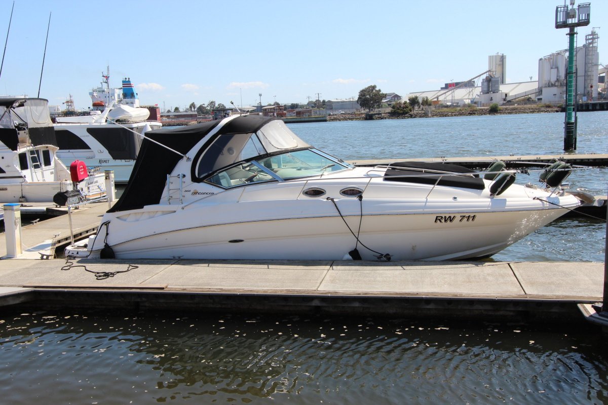 Sea Ray 355 Sundancer
