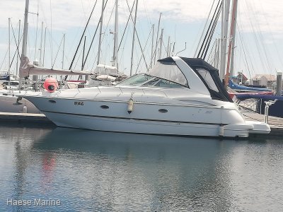 Cruisers Yachts 3672