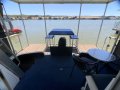 Coola Bindi. Is an off grid boat cruise the Murray