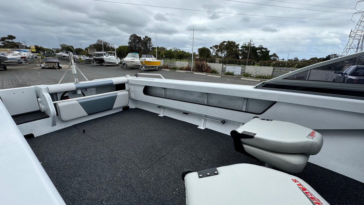 Stacer 589 Sea Master