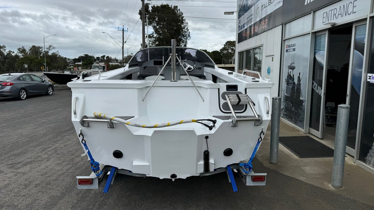 Stacer 589 Sea Master