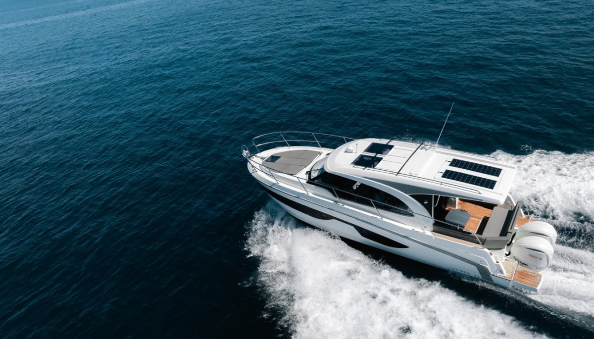 Beneteau Antares 11
