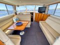Caribbean 40 Flybridge Cruiser