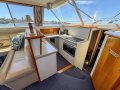 Caribbean 40 Flybridge Cruiser