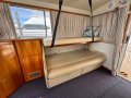 Caribbean 40 Flybridge Cruiser