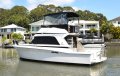 Riviera 3300 Flybridge