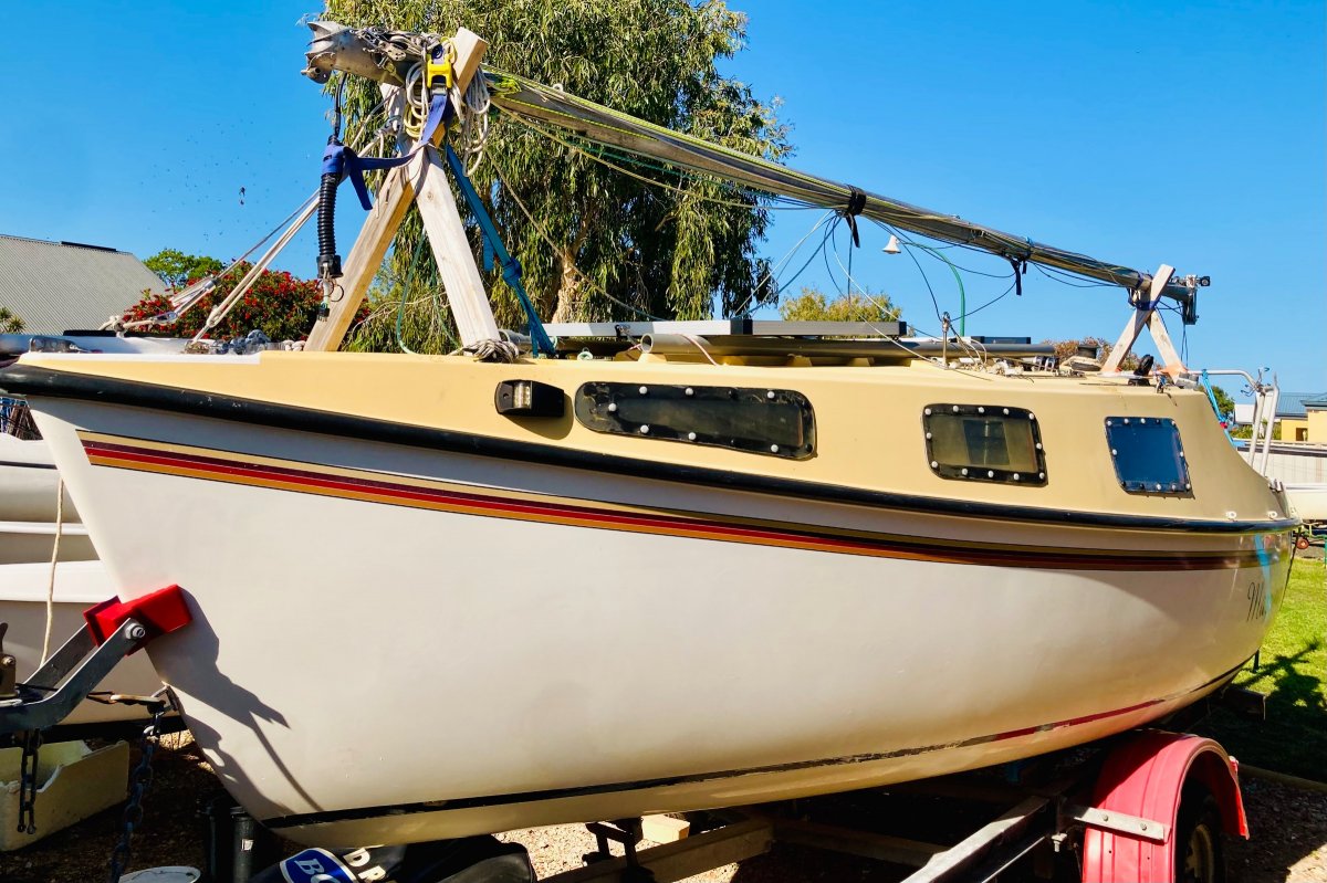 Princess 18 Trailer Sailer