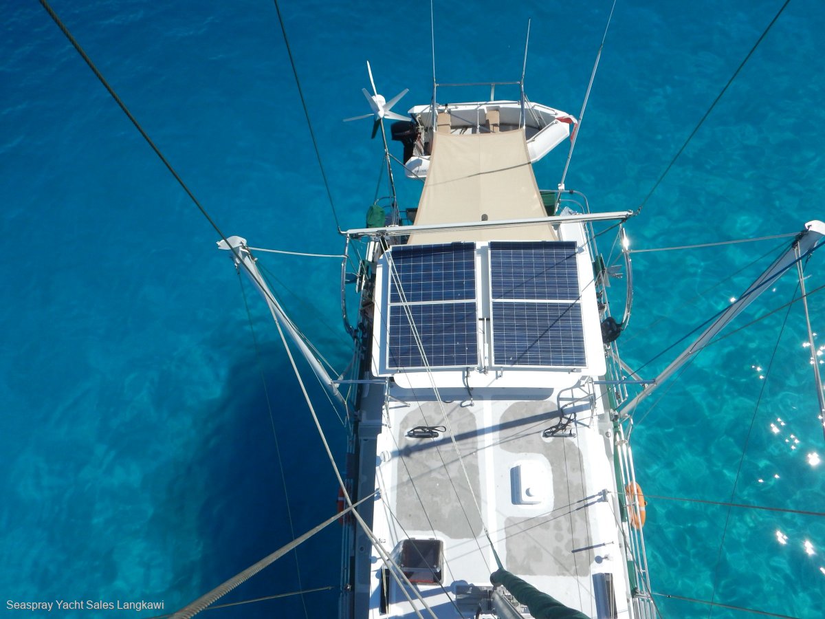 Diesel Duck 46+2 pilot house motor yacht for sale:Diesel Duck boat for sale